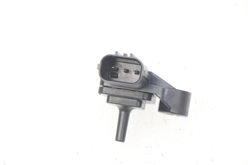 photo de SONDA DE PRESSÃO DE AR HONDA CBRF CBR-F PC41 600 (2011 - 2013) - Zoom do estado de desgaste
