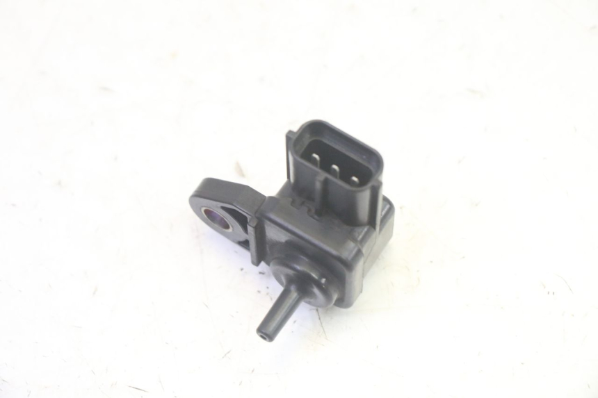 photo de SONDA DE PRESSÃO DE AR SUZUKI DL V STROM 1000 (2002 - 2007) - Zoom do estado de desgaste