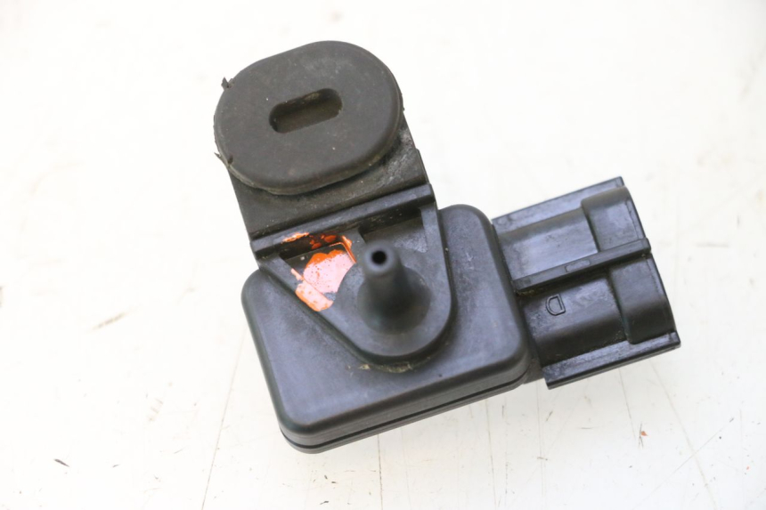 photo de SENSOR DE PRESSÃO DE AR KAWASAKI ER-6 ER6 N 650 (2005 - 2009) - Detalhe da peça
