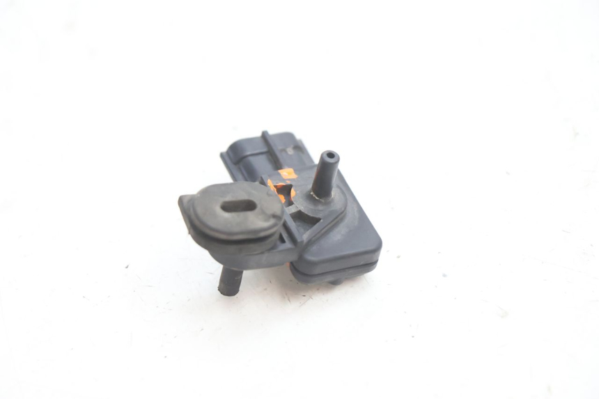 photo de SENSOR DE PRESSÃO DE AR KAWASAKI ER-6 ER6 N 650 (2005 - 2009) - Detalhe da peça