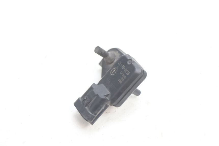 photo de SENSOR DE PRESSÃO DE AR KAWASAKI ER-6 ER6 N 650 (2005 - 2009) - Outro ângulo de visão