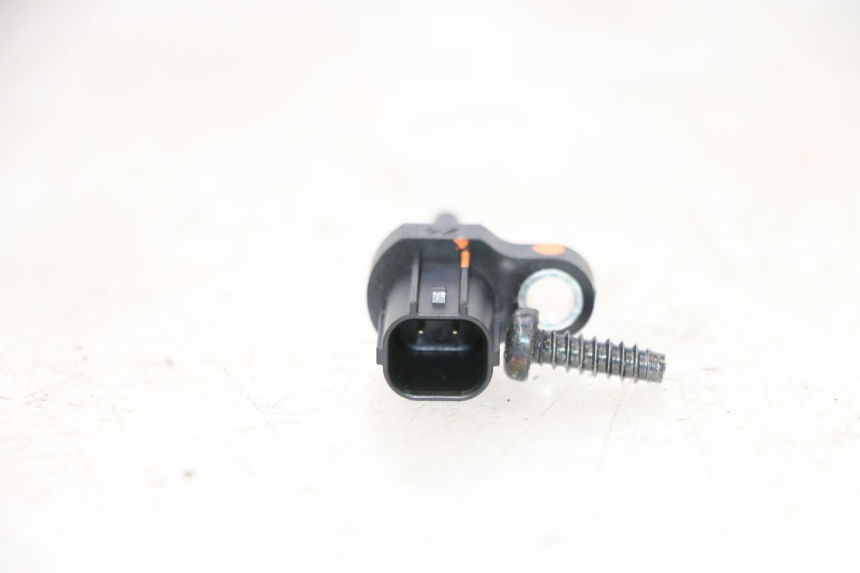 photo de SENSOR DE PRESSÃO DE AR KAWASAKI ER-6 ER6 N 650 (2005 - 2009) - Zoom do estado de desgaste