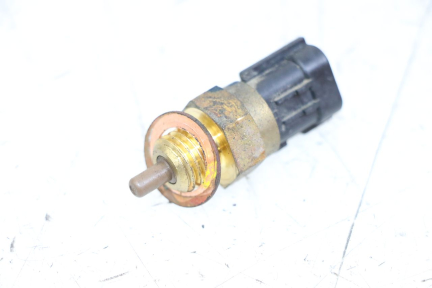 photo de SONDA DE PRESSÃO DE AR YAMAHA FJR ABS 1300 (2006 - 2012) - Zoom do estado de desgaste