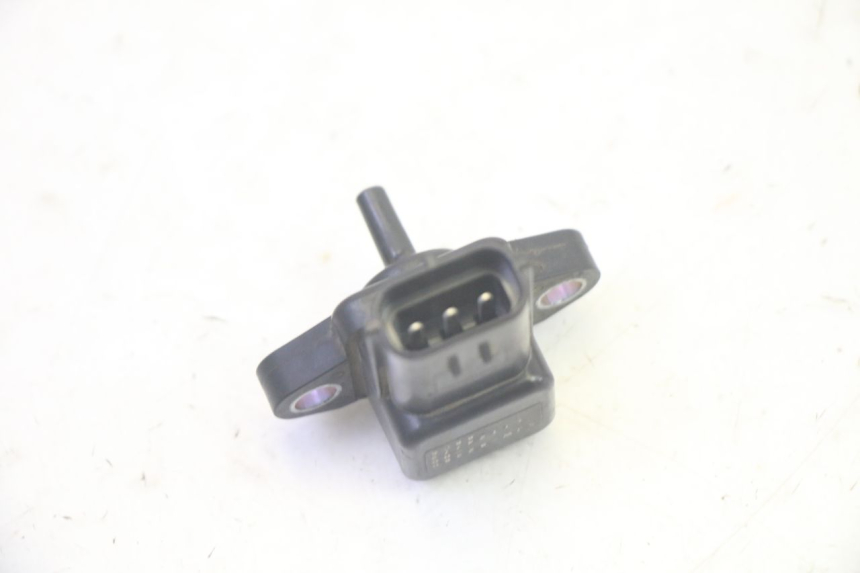 photo de SONDA DE PRESSÃO DE AR YAMAHA FJR ABS 1300 (2006 - 2012) - Ampliação técnica
