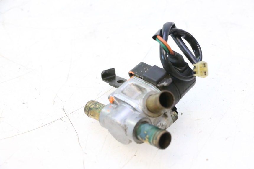 photo de SENSOR DE PRESSÃO DE AR YAMAHA FJR 1300 (2001 - 2005) - Zoom do estado de desgaste