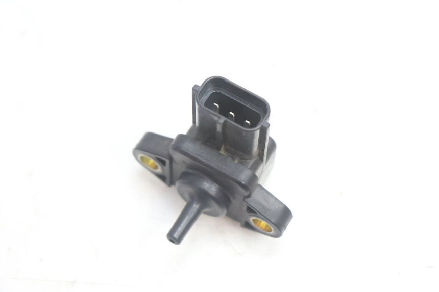 photo de SENSOR DE PRESSÃO DE AR YAMAHA FJR 1300 (2001 - 2005) - Outro ângulo de visão