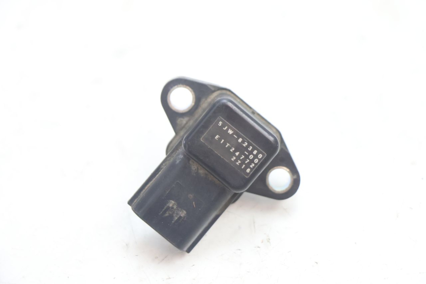 photo de SENSOR DE PRESSÃO DE AR YAMAHA FJR 1300 (2001 - 2005) - Ampliação técnica