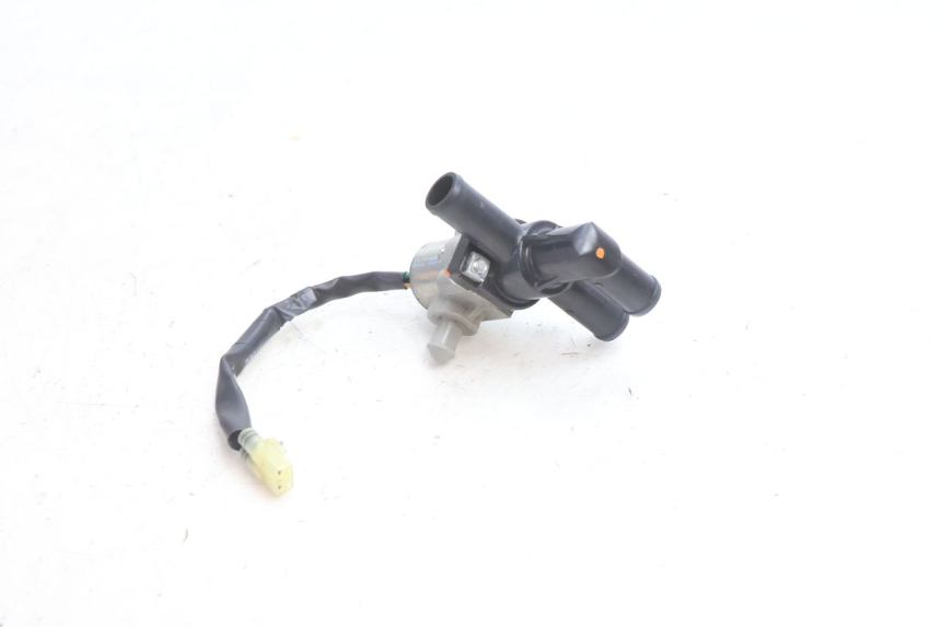 photo de SONDA DE PRESSÃO DE AR YAMAHA FZ8 800 (2010 - 2016) - Detalhe da peça