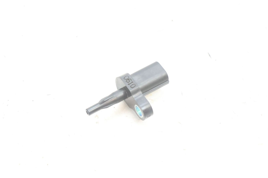 photo de SONDA DE PRESSÃO DE AR YAMAHA FZ8 800 (2010 - 2016) - Vista principal