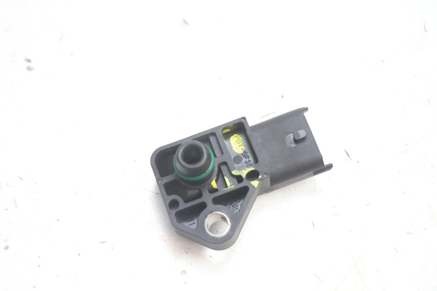 photo de SONDA DE PRESSÃO DE AR GILERA GP 800 (2007 - 2013) - Outro ângulo de visão