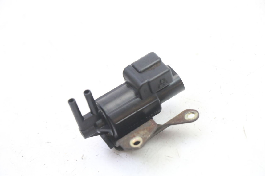 photo de SONDA DE PRESSÃO DE AR SUZUKI GS GSE 500 (2001 - 2003) - Detalhe da peça