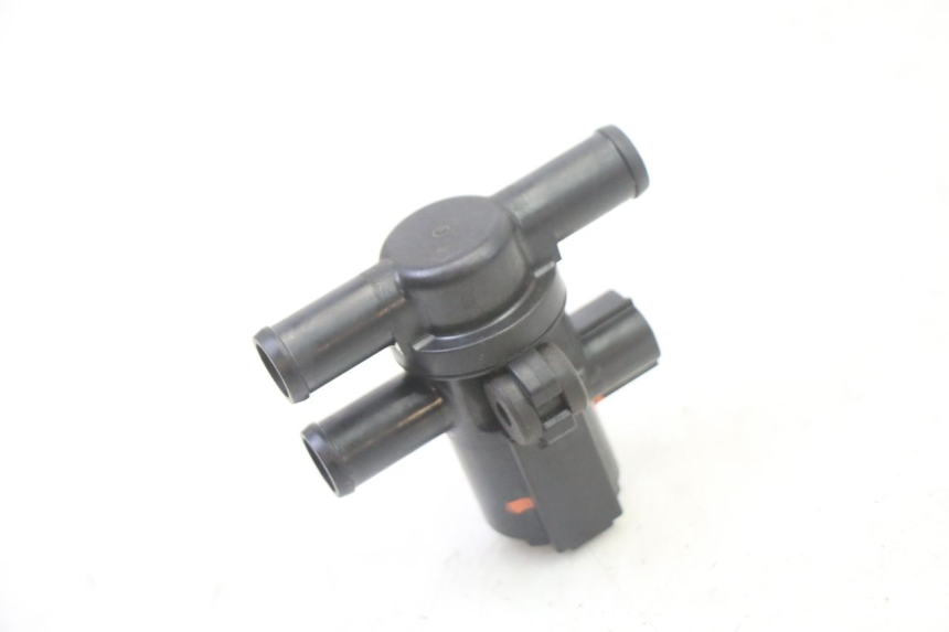 photo de SONDA DE PRESSÃO DE AR SUZUKI GSR 750 (2011 - 2017) - Zoom do estado de desgaste