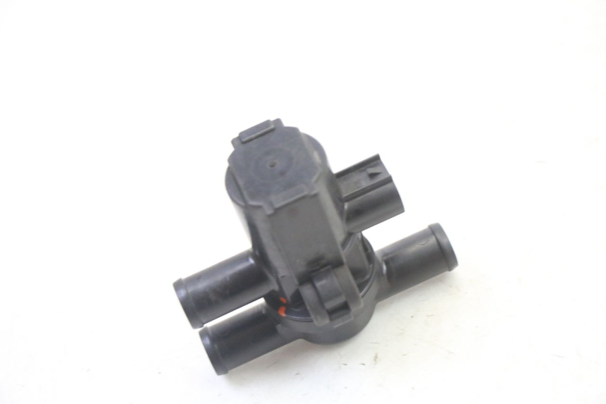 photo de SONDA DE PRESSÃO DE AR SUZUKI GSR 750 (2011 - 2017) - Vista geral