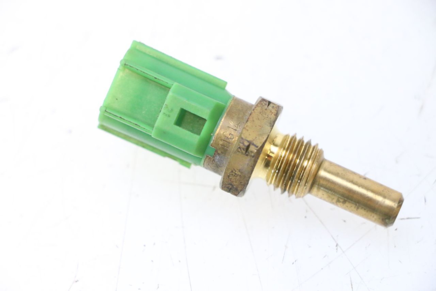 photo de SONDA DE PRESSÃO DE AR SUZUKI GSR 600 (2005 - 2012) - Detalhe da peça