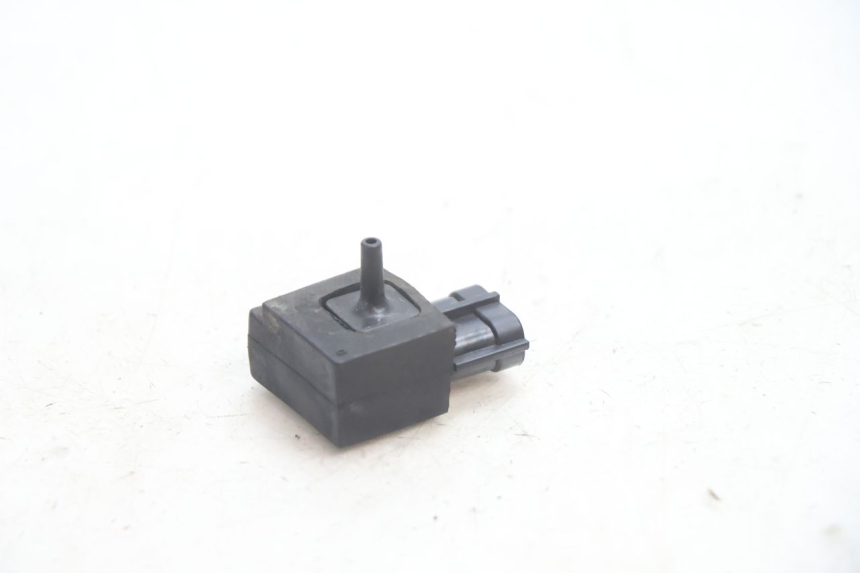 photo de SONDA DE PRESSÃO DE AR SUZUKI GSR 600 (2005 - 2012) - Detalhe da peça