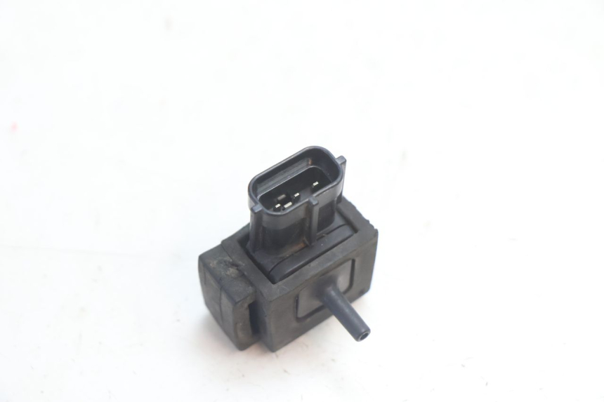 photo de SONDA DE PRESSÃO DE AR SUZUKI GSR 600 (2005 - 2012) - Ampliação técnica