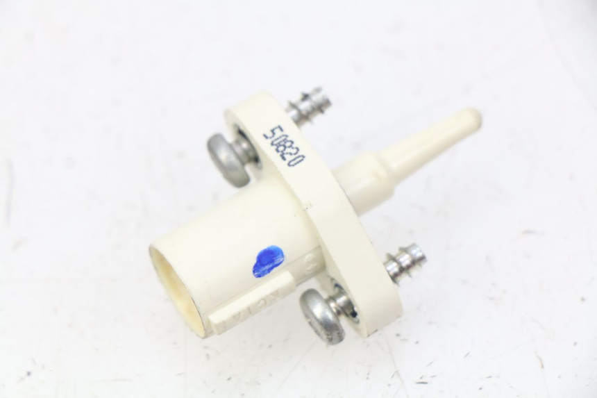 photo de SONDA DE PRESSÃO DE AR SUZUKI GSX-R GSXR 750 (2011 - 2016) - Zoom do estado de desgaste