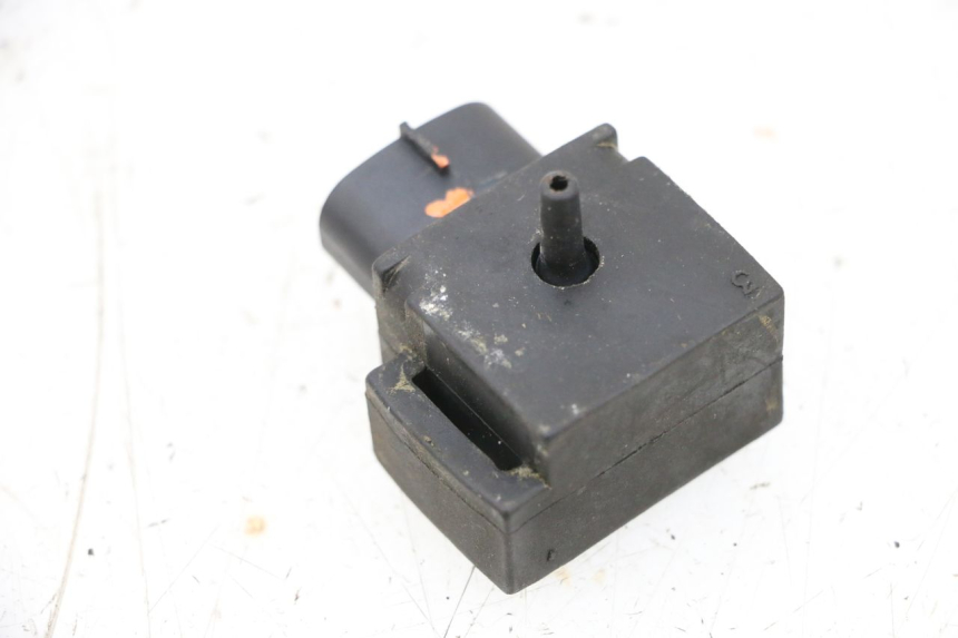photo de SONDA DE PRESSÃO DE AR SUZUKI GSXR GSX-R 1000 (2003 - 2004) - Detalhe da peça