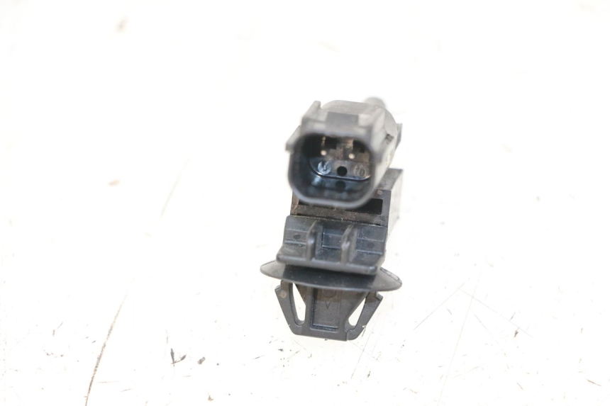 photo de SONDA DE PRESSÃO DE AR HONDA FORZA 125 (2021 - 2025) - Zoom do estado de desgaste