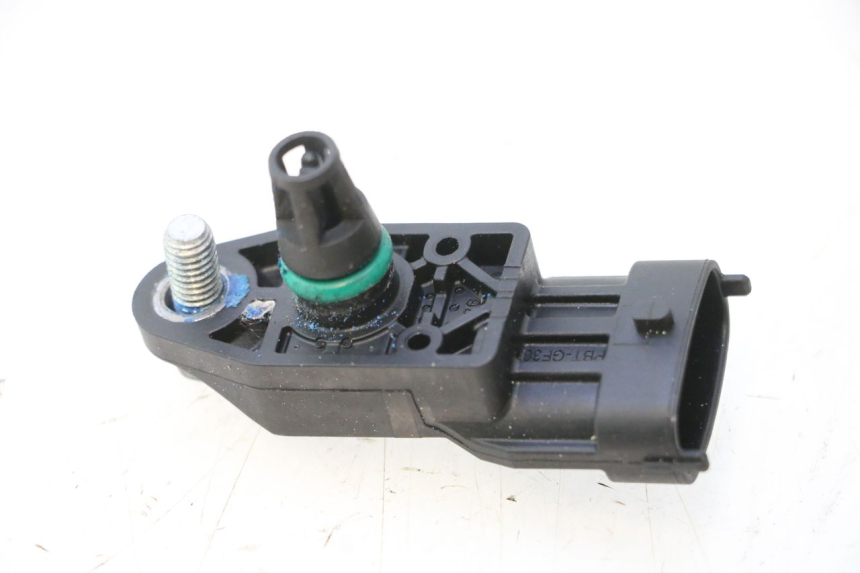 photo de SENSOR DE PRESSÃO DE AR PIAGGIO MP3 HPE 530 (2022 - 2026) - Zoom do estado de desgaste