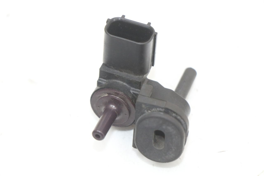 photo de SONDA DE PRESSÃO DE AR KAWASAKI NINJA 400 (2018 - 2023) - Detalhe da peça
