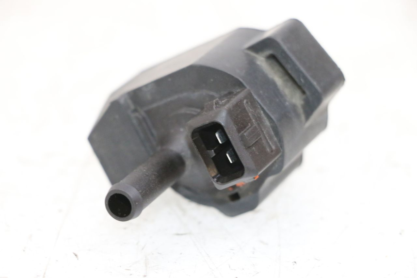 photo de SONDA DE PRESSÃO DE AR BMW R GS 1250 (2021 - 2024) - Zoom do estado de desgaste