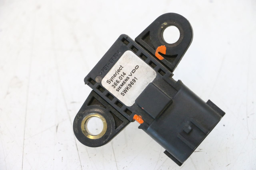 photo de SONDA DE PRESSÃO DE AR PEUGEOT SATELIS COMPRESSOR K15 125 (2006 - 2009) - Detalhe da peça