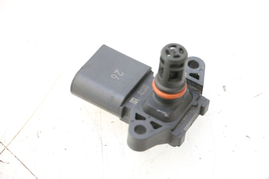 photo de SONDA DE PRESSÃO DE AR PEUGEOT SATELIS 125 (2006 - 2009) - Zoom do estado de desgaste