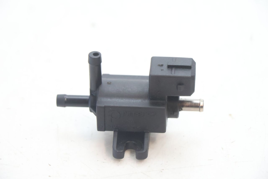photo de SENSOR DE PRESSÃO DE AR CAN-AM SPYDER RS 1000 (2008 - 2012) - Detalhe da peça