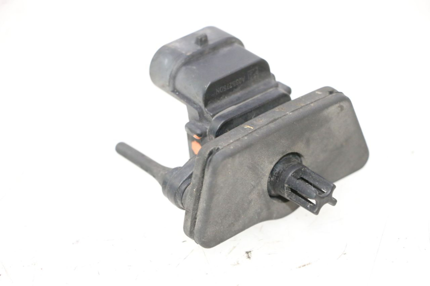 photo de SENSOR DE PRESSÃO DE AR DUCATI SS IE DS CARENEE 1000 (2002 - 2006) - Outro ângulo de visão