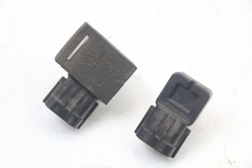 photo de SONDA DE PRESSÃO DE AR SUZUKI GSR 750 (2011 - 2017) - Outro ângulo de visão