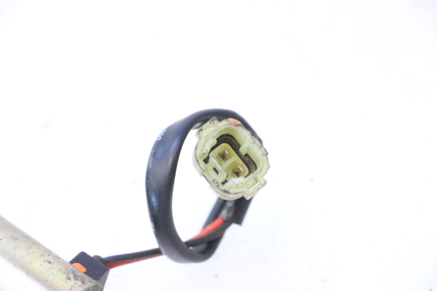 photo de SONDA DE PRESSÃO DE AR SUZUKI SV S 650 (2003 - 2009) - Zoom do estado de desgaste