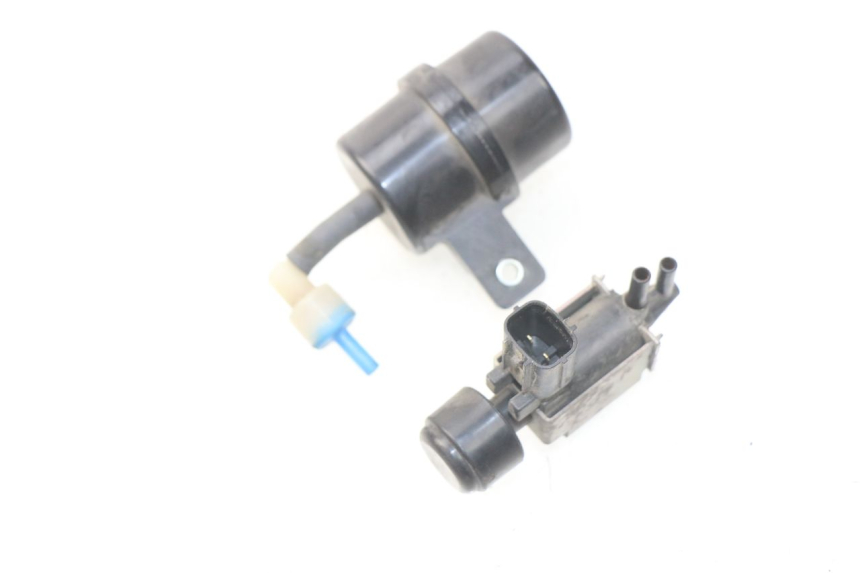 photo de SONDA DE PRESSÃO DE AR YAMAHA TDM ABS 900 (2002 - 2014) - Detalhe da peça