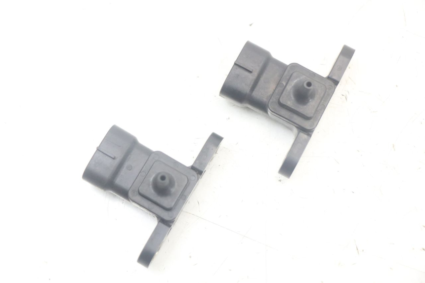photo de SONDA DE PRESSÃO DE AR YAMAHA TDM ABS 900 (2002 - 2014) - Zoom do estado de desgaste