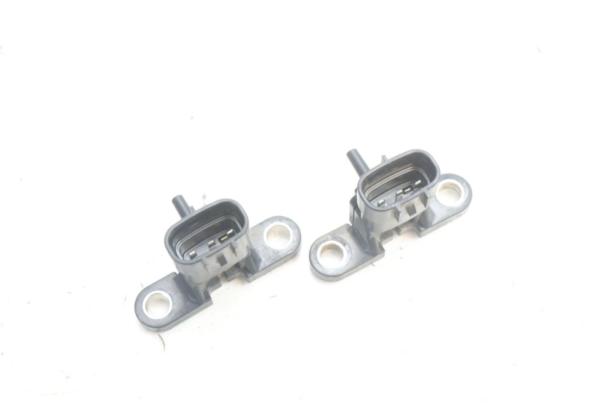 photo de SONDA DE PRESSÃO DE AR YAMAHA TDM ABS 900 (2002 - 2014) - Zoom do estado de desgaste