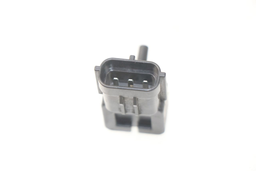 photo de SONDA DE PRESSÃO DE AR SUZUKI UC EPICURO 125 (1999 - 2003) - Detalhe da peça