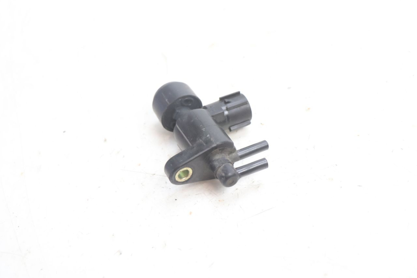 photo de SONDA DE PRESSÃO DE AR HONDA VFR FI RC46 800 (1998 - 2001) - Zoom do estado de desgaste