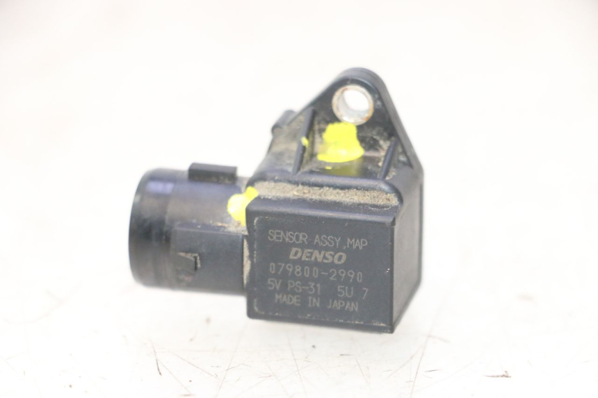 photo de SONDA DE PRESSÃO DE AR HONDA VFR FI RC46 800 (1998 - 2001) - Zoom do estado de desgaste