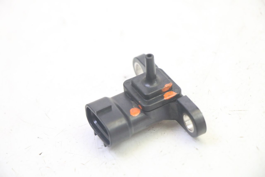 photo de SONDA DE PRESSÃO DE AR YAMAHA X-MAX XMAX 125 (2010 - 2013) - Vista principal
