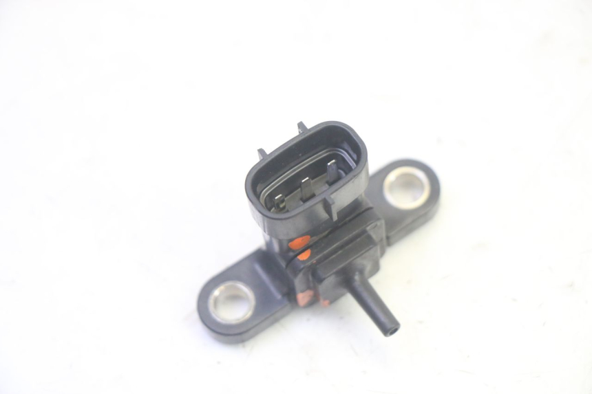 photo de SONDA DE PRESSÃO DE AR YAMAHA X-MAX XMAX 125 (2010 - 2013) - Zoom do estado de desgaste