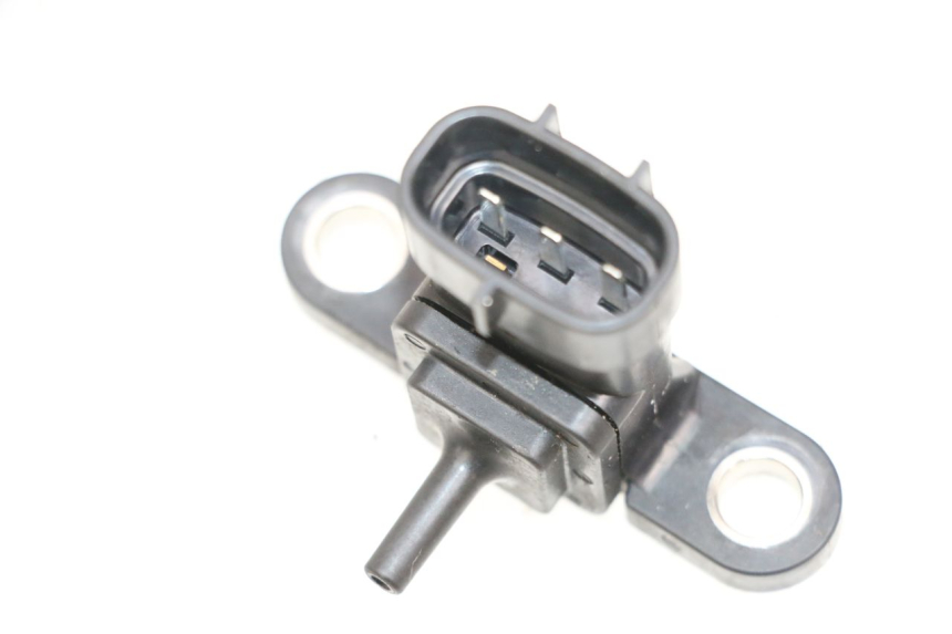 photo de SONDA DE PRESSÃO DE AR YAMAHA X-MAX XMAX 125 (2010 - 2013) - Zoom do estado de desgaste