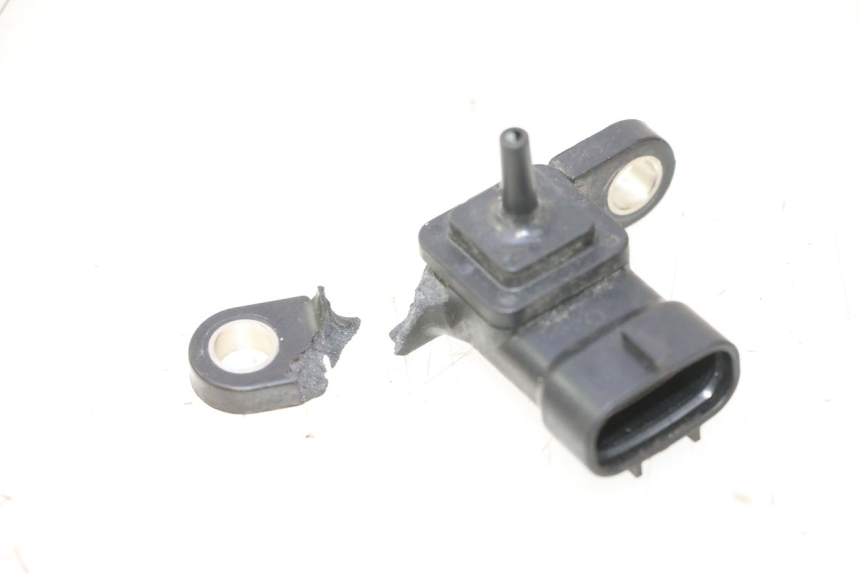 photo de SONDA DE PRESSÃO DE AR YAMAHA XMAX X-MAX 125 (2006 - 2009) - Vista principal
