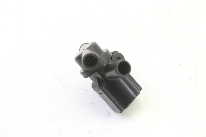 photo de SONDA DE PRESSÃO DE AR YAMAHA XJ6 ABS 600 (2008 - 2016) - Outro ângulo de visão
