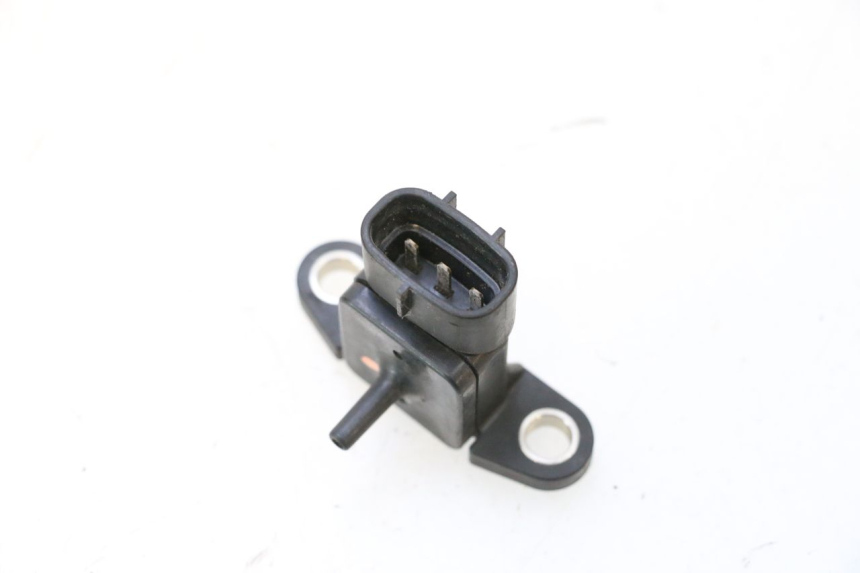 photo de SENSOR DE PRESSÃO DE AR YAMAHA XP T-MAX ABS 500 (2005 - 2005) - Zoom do estado de desgaste