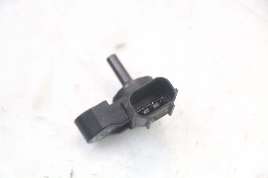 photo de SONDA DE PRESSÃO DE AR YAMAHA XJ6 ABS 600 (2008 - 2016) - Outro ângulo de visão