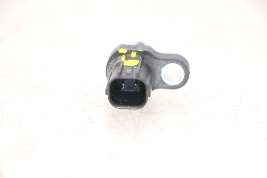 photo de SENSOR DE PRESSÃO DE AR YAMAHA YZF R6 600 (2008 - 2009) - Zoom do estado de desgaste