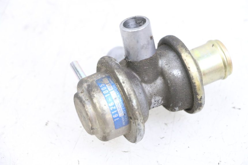 photo de SONDA DE PRESSÃO DE AR KAWASAKI ZR 7 750 (1999 - 2004) - Outro ângulo de visão