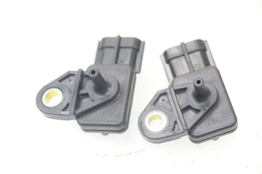 photo de SONDA DE PRESSÃO DE AR KAWASAKI ZX-6R ZX6R 636 (2003 - 2004) - Outro ângulo de visão