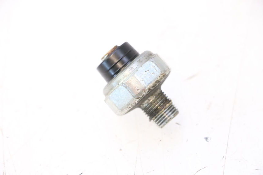 photo de SENSOR DE PRESSÃO DE ÓLEO KAWASAKI ER-6 ER6 N 650 (2005 - 2009) - Zoom do estado de desgaste