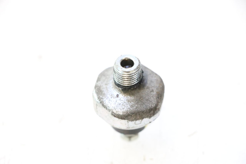 photo de SENSOR DE PRESSÃO DE ÓLEO HONDA FJS SILVER WING SILVERWING 400 (2005 - 2008) - Detalhe da peça